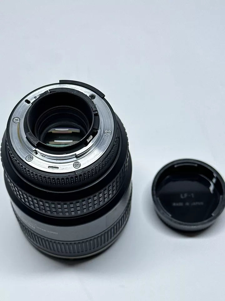 Lente Nikon 17-35mm 2.8D Nikkor